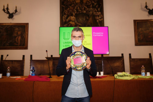 Benevolenza Cosmica di Fabio Bacà (Adelphi) vince la terza edizione del  Premio Letterario Nazionale Opera Prima “Severino Cesari”